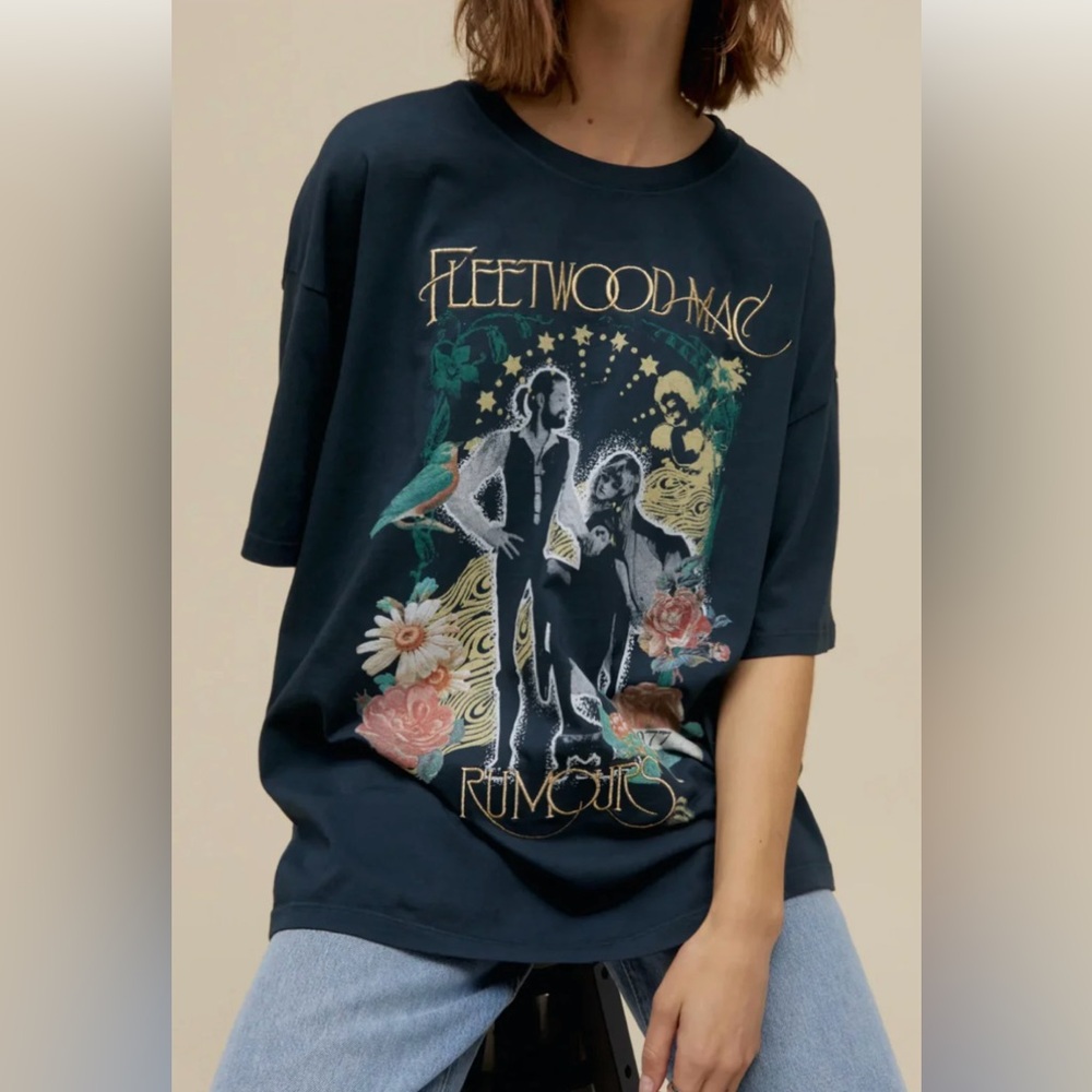 Daydreamer Fleetwood Mac One Size Top. 💃⚡️